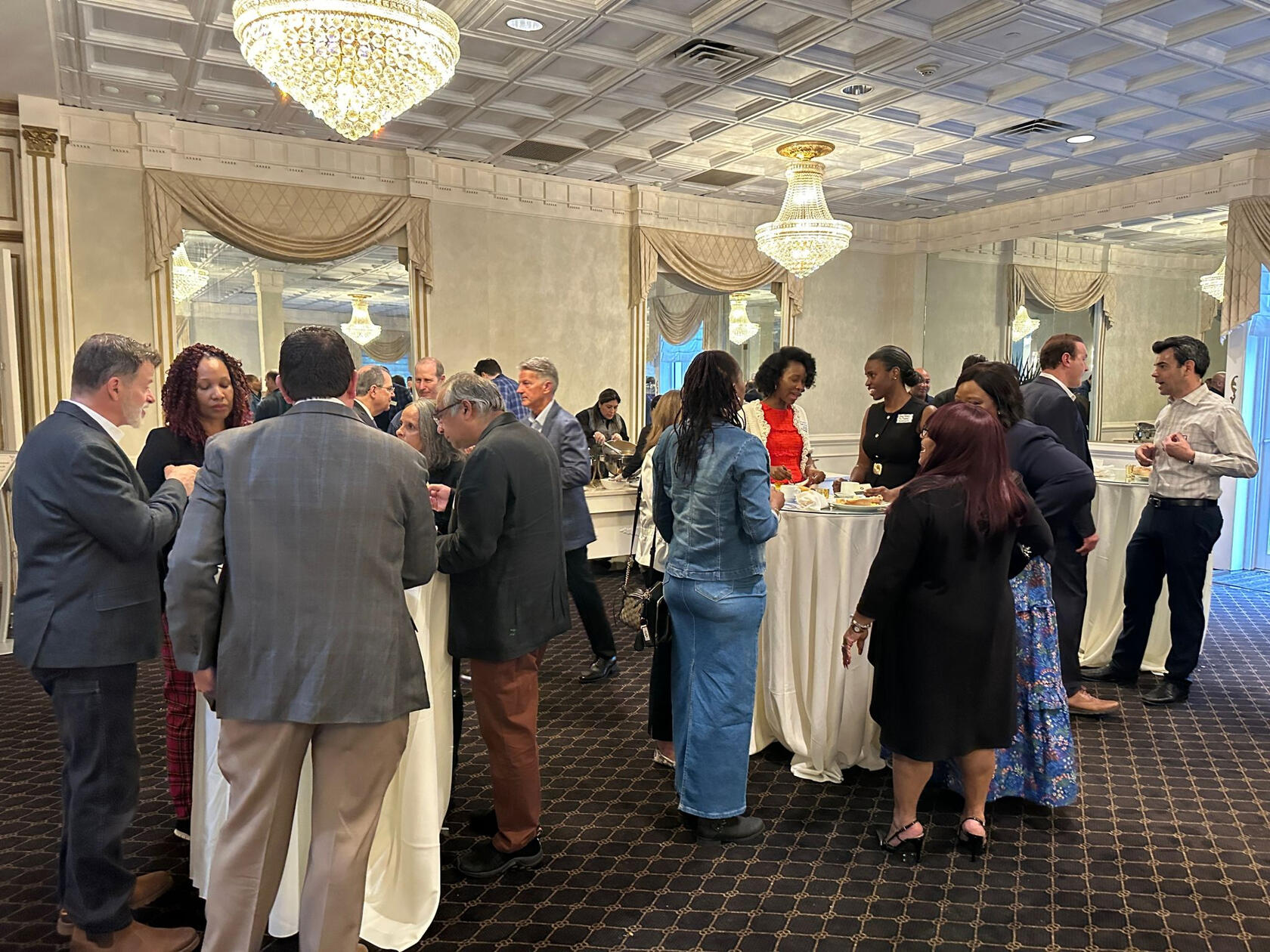 Breakfast &amp; Networking Hour